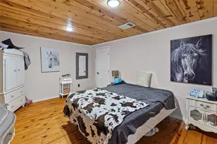 1422 Co Rd 1036, Greenville, TX 75401 - Photo 16