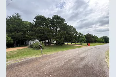 1422 County Road 1036, Greenville, TX 75401 - Photo 2