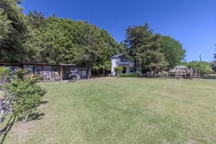 1422 Co Rd 1036, Greenville, TX 75401 - Photo 6