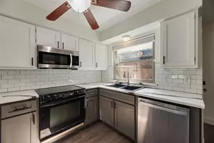 617 Harvest Hill St, Lewisville, TX 75067 - Photo 6