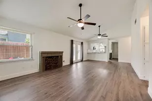617 Harvest Hill St, Lewisville, TX 75067 - Photo 2