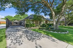 5017 River Bluff Dr, Fort Worth, TX 76132 - Photo 2