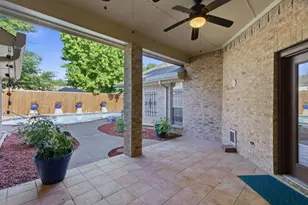5017 River Bluff Dr, Fort Worth, TX 76132 - Photo 30