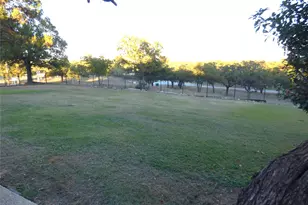 1010 W Moss St, Eastland, TX 76448 - Photo 34
