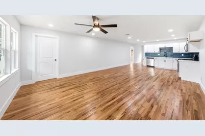 4027 Dutton Drive, Dallas, TX 75211 - Photo 2