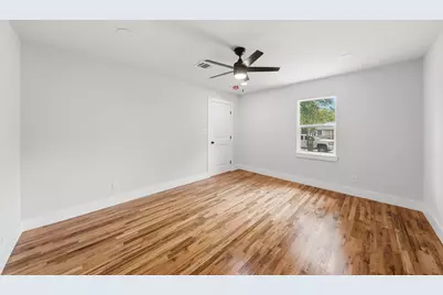 4027 Dutton Drive, Dallas, TX 75211 - Photo 14