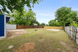4027 Dutton Dr, Dallas, TX 75211 - Photo 24