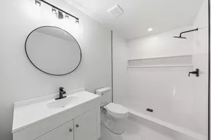 4027 Dutton Dr, Dallas, TX 75211 - Photo 16