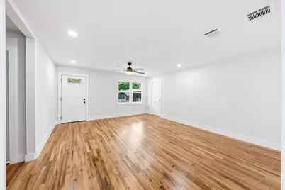 4027 Dutton Drive, Dallas, TX 75211 - Photo 6