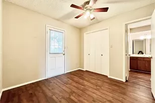 1247 Dallas Dr, Denton, TX 76205 - Photo 12