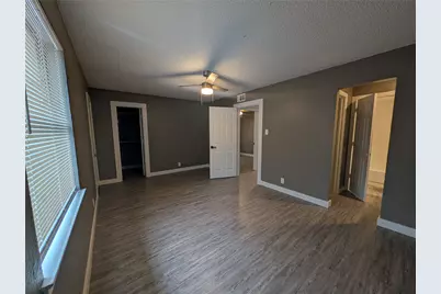 6709 Ridgecrest Court, Fort Worth, TX 76133 - Photo 10