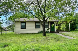 1612 Wayne St, Denton, TX 76209 - Photo 1