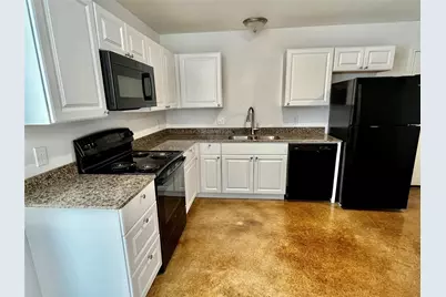 618 Thomas Street #A, Bonham, TX 75418 - Photo 2