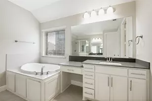 541 Windrow Ln, Waxahachie, TX 75165 - Photo 10