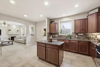 2825 Treasure Cove Drive, Lewisville, TX 75056 - Photo 12