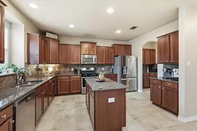 2825 Treasure Cove Drive, Lewisville, TX 75056 - Photo 14