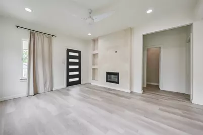 2109 Gould Avenue, Fort Worth, TX 76164 - Photo 4