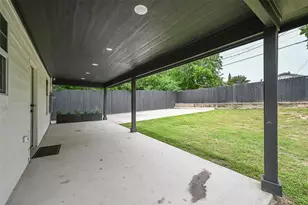 2109 Gould Ave, Fort Worth, TX 76164 - Photo 30