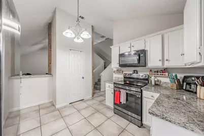 825 Ashmount Lane, Arlington, TX 76017 - Photo 8