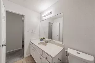 825 Ashmount Ln, Arlington, TX 76017 - Photo 24