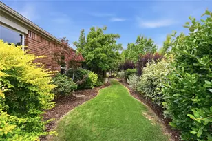 1728 Hacienda Heights Ln, Frisco, TX 75036 - Photo 24