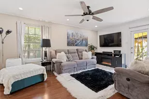 1813 E Grauwyler Road E, Irving, TX 75061 - Photo 4