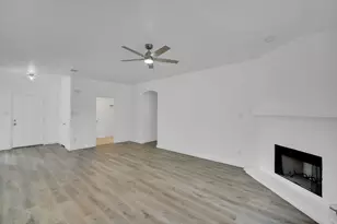 309 Shadow Bend Dr, Red Oak, TX 75154 - Photo 10