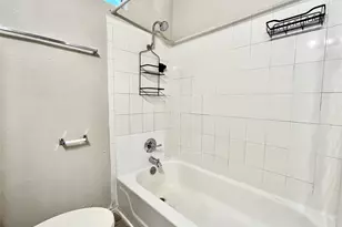 521 W Collins St, Denton, TX 76201 - Photo 10