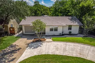 707 S College St, McKinney, TX 75069 - Photo 32