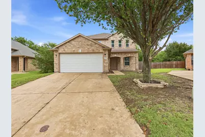 1356 N Cozumel Street, Grand Prairie, TX 75051 - Photo 2