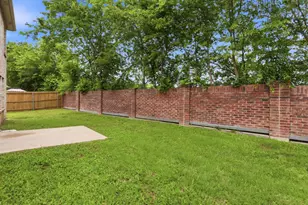 1356 N Cozumel St, Grand Prairie, TX 75051 - Photo 26
