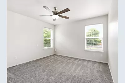 1356 N Cozumel Street, Grand Prairie, TX 75051 - Photo 20