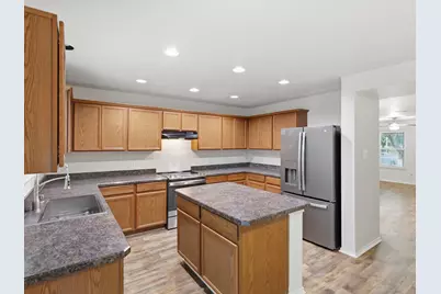 1356 N Cozumel Street, Grand Prairie, TX 75051 - Photo 6