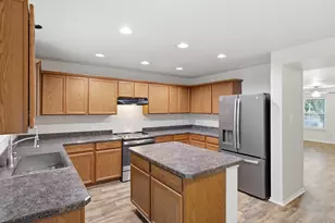 1356 N Cozumel St, Grand Prairie, TX 75051 - Photo 6