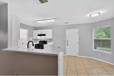 1250 Nancy Lane, Lancaster, TX 75134 - Photo 6