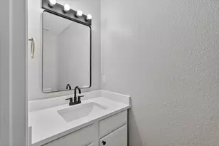 1250 Nancy Ln, Lancaster, TX 75134 - Photo 18