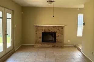 4318 Segura Ct S, Fort Worth, TX 76132 - Photo 4