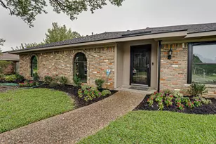 3113 Dover Dr, Plano, TX 75075 - Photo 2
