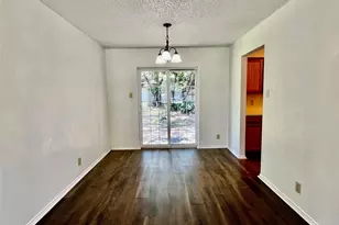 301 Joshua St, Denton, TX 76209 - Photo 4