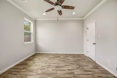 5721 San Jacinto Drive, Granbury, TX 76048 - Photo 14