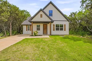5721 San Jacinto Dr, Granbury, TX 76048 - Photo 1
