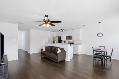 852 Village Point Lane, Fort Worth, TX 76108 - Photo 8