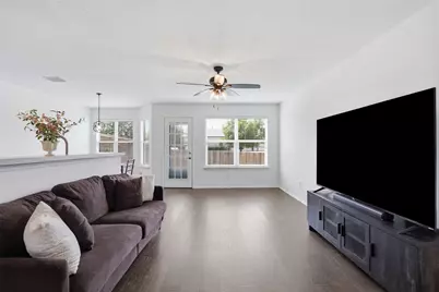852 Village Point Lane, Fort Worth, TX 76108 - Photo 6