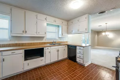 5613 Westcreek Drive, Fort Worth, TX 76133 - Photo 10