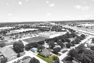 207 Hood St, Cedar Hill, TX 75104 - Photo 1