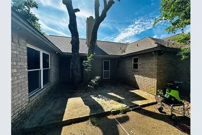 2511 Tanglewood Drive, Grapevine, TX 76051 - Photo 32