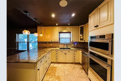 2511 Tanglewood Drive, Grapevine, TX 76051 - Photo 6