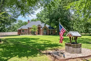 6881 Scenic Dr, Eustace, TX 75124 - Photo 1