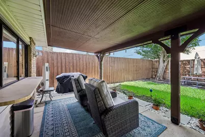 2927 Winterberry Drive, Carrollton, TX 75007 - Photo 34