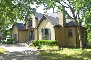 3803 Fishermans Cove, Little Elm, TX 75068 - Photo 2